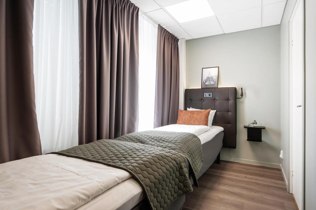 Point Hotel 3*