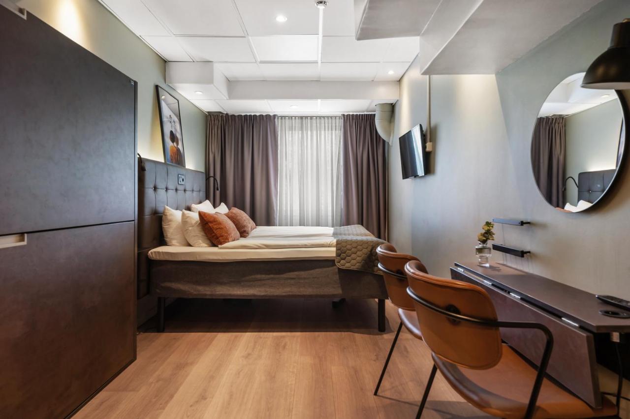 Point Hotel 3*